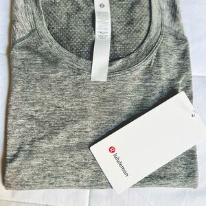 Lululemon  swiftly Tech Short Sleeve Shirt